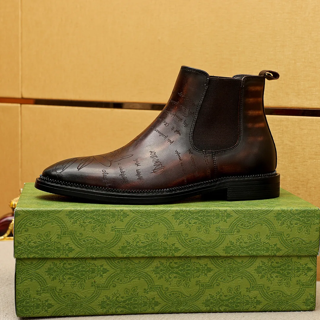 Men's shoes 💰640 💐 Product trademark: GUCCI "Gucci" high-top leather shoes Regular size: 38-44 (37.45.46🉑️Customized) Product materials: Selected imported first-layer calfskin embossed upper + luxury hardware buckle, imported sheep 🐑 leather lining. Strong three-dimensional visual effect, original outsole Color: 3⃣️colors available